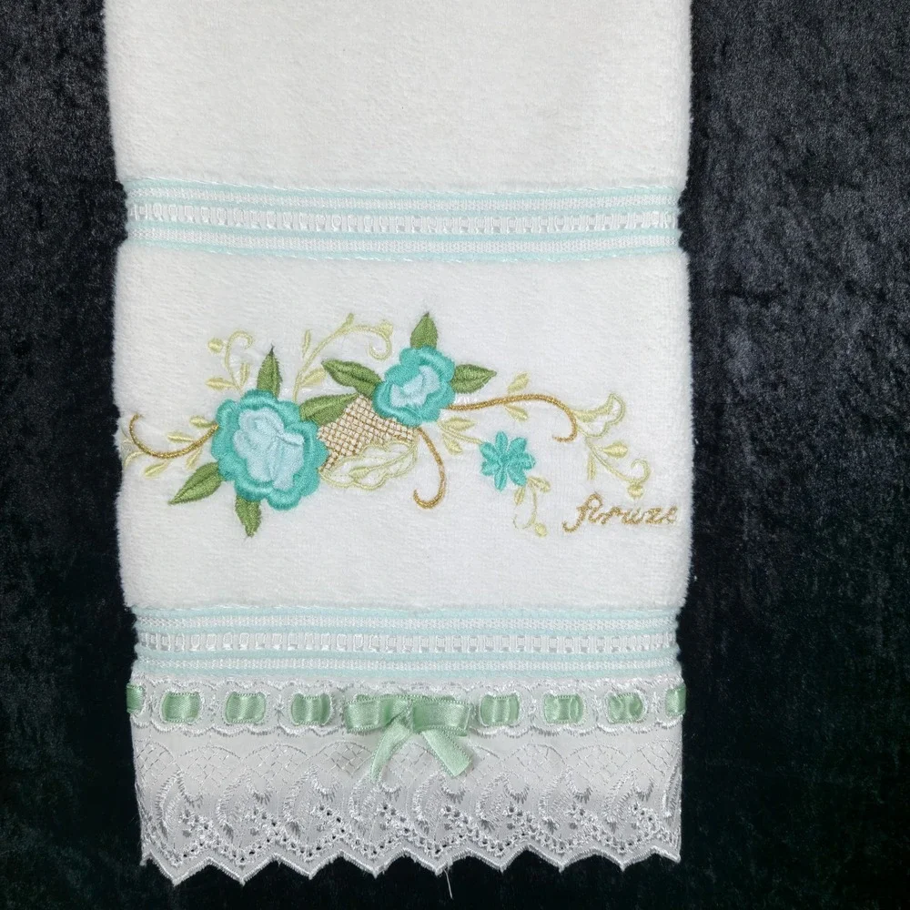 Set VTG Firuze Turkish White Cotton Hand Towel Teal Floral Embroidered Lace Bow